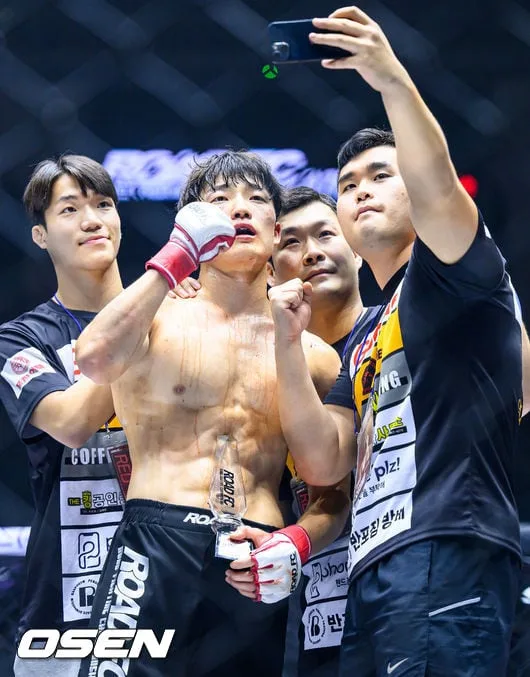 [사진]이제선, 로드FC 라이트급 승리