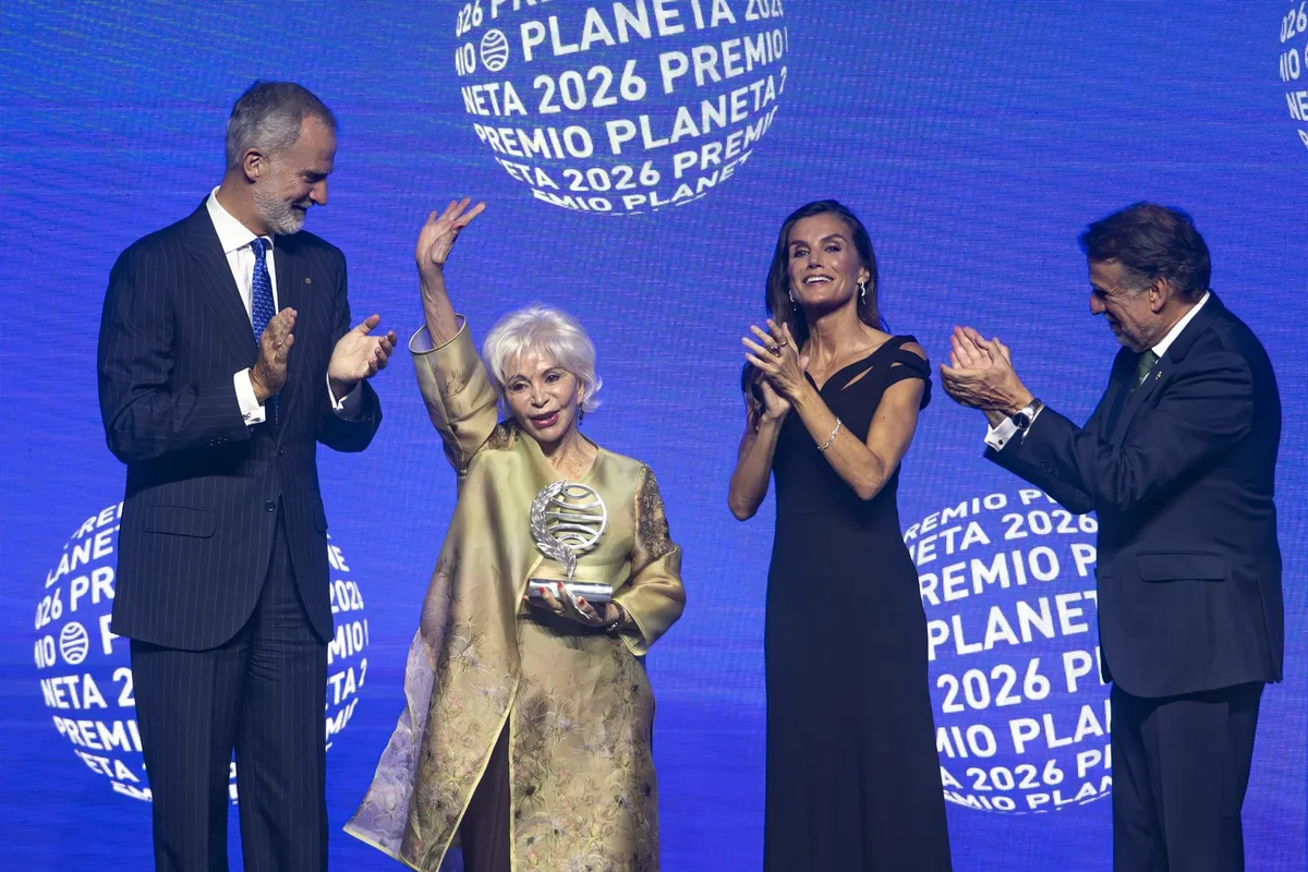 VÍDEO: Isabel Allende gana el 75 Premio Planeta con 'La hora antes del alba'