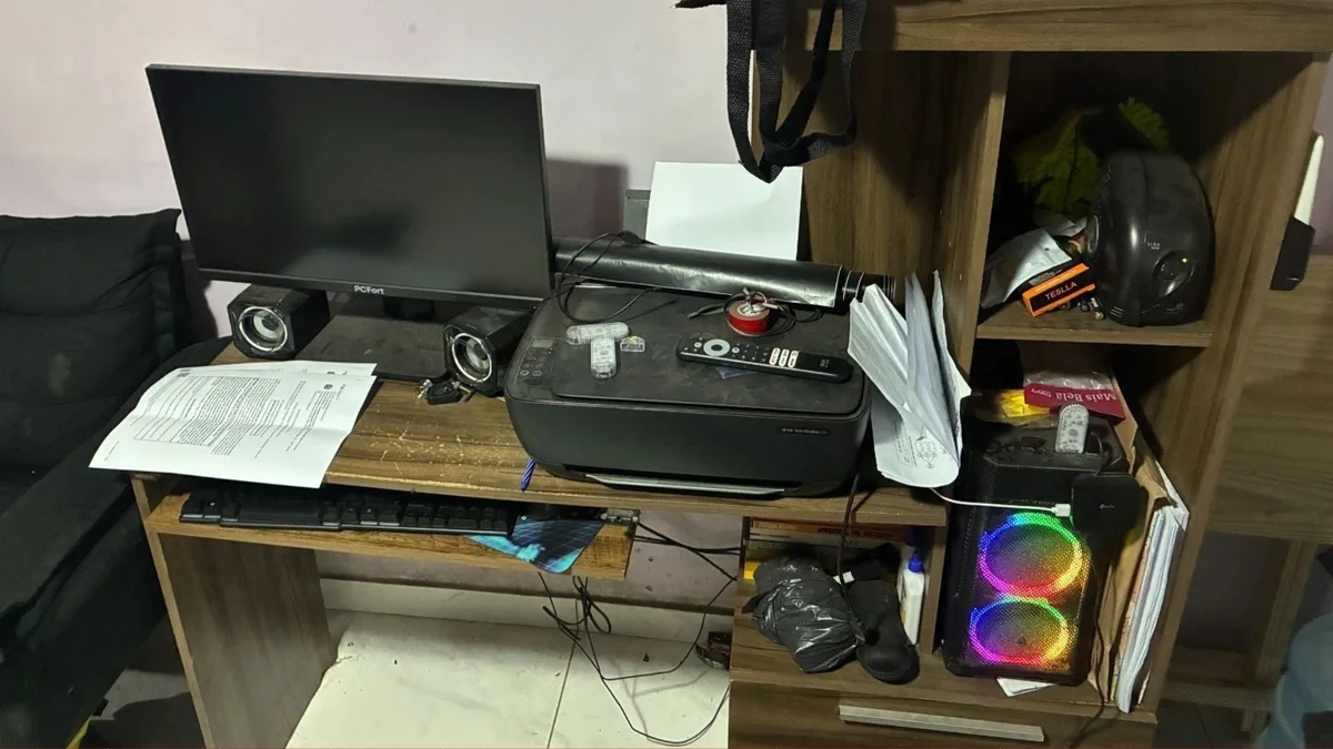 Professor do ES é preso por armazenar material de abuso sexual infantil; ele comprava imagens por R$ 10