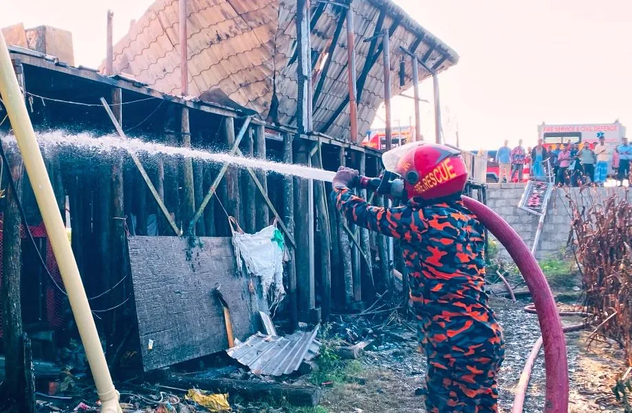 Devastador incendio en un complejo turístico de Bangladés dejó al menos 10 muertos (VIDEO)