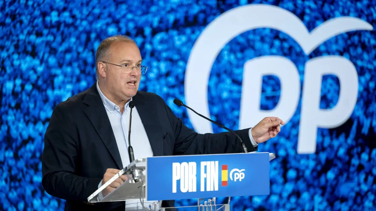 El PP dice que Biedma no sufrió daños porque Los Rochos tuvieron "más escrúpulos que el clan de los Sánchez"