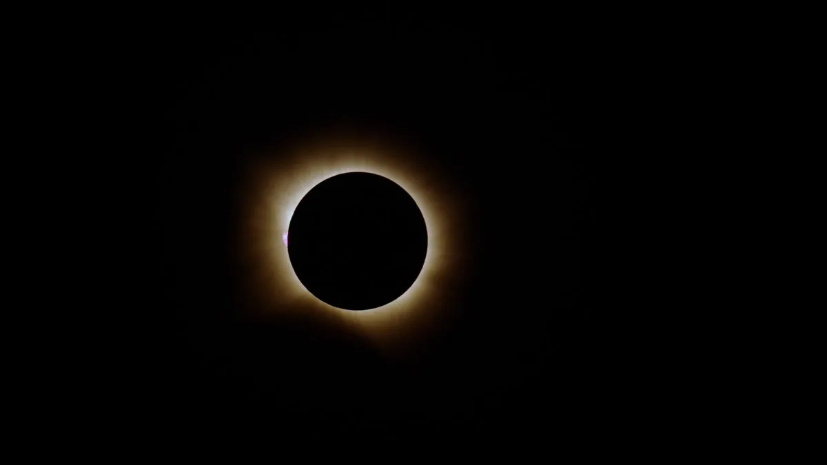 Stunning time lapse lets you relive the 2026 total solar eclipse in 4K glory