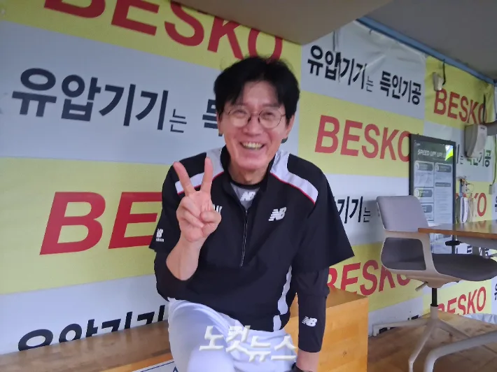 '급방끗' 이강철 "4번타자 없이 삼성전 치를 뻔"