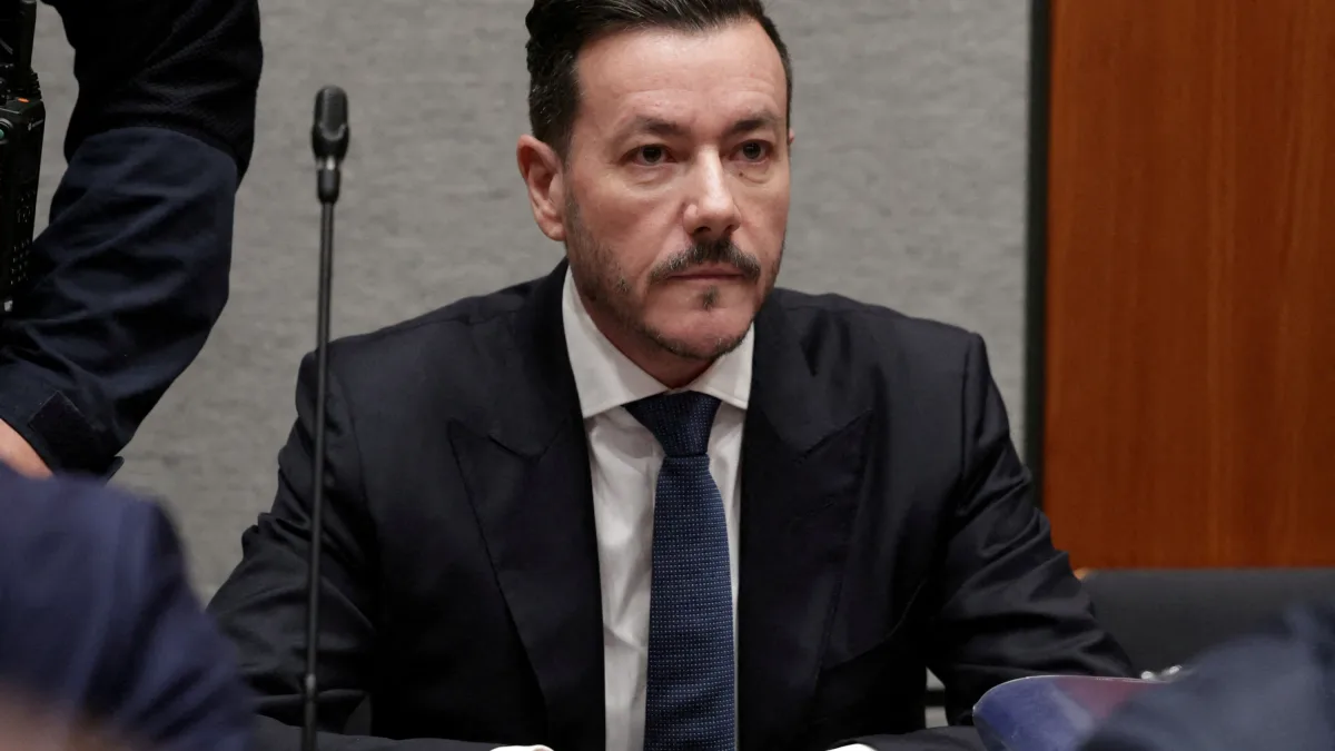 Business-Ticker: Benko wechselt vom Gefängnis in den Hausarrest mit Fußfessel