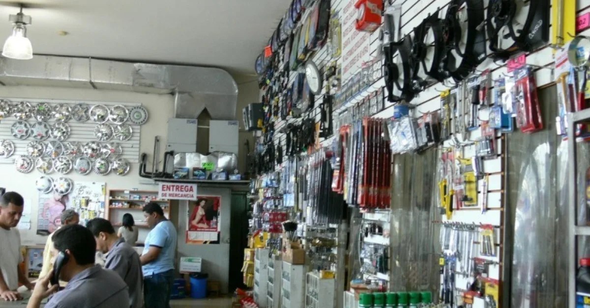 Importación de autopartes sube 117 % en cinco años y provoca el cierre de 22 fábricas nacionales