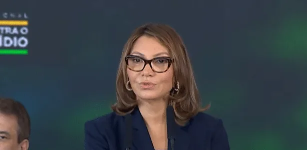 Janja repudia fala de Renan Santos em debate: 'Desrespeito às mulheres'