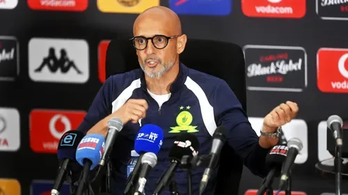 Miguel Cardoso coy on Thabang Matuludi links as Mamelodi Sundowns aim to bolster defence