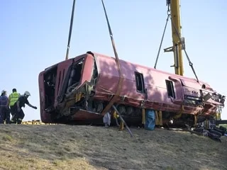 En Hongrie, 12 morts et au moins 10 blessés graves dans un accident de bus touristique