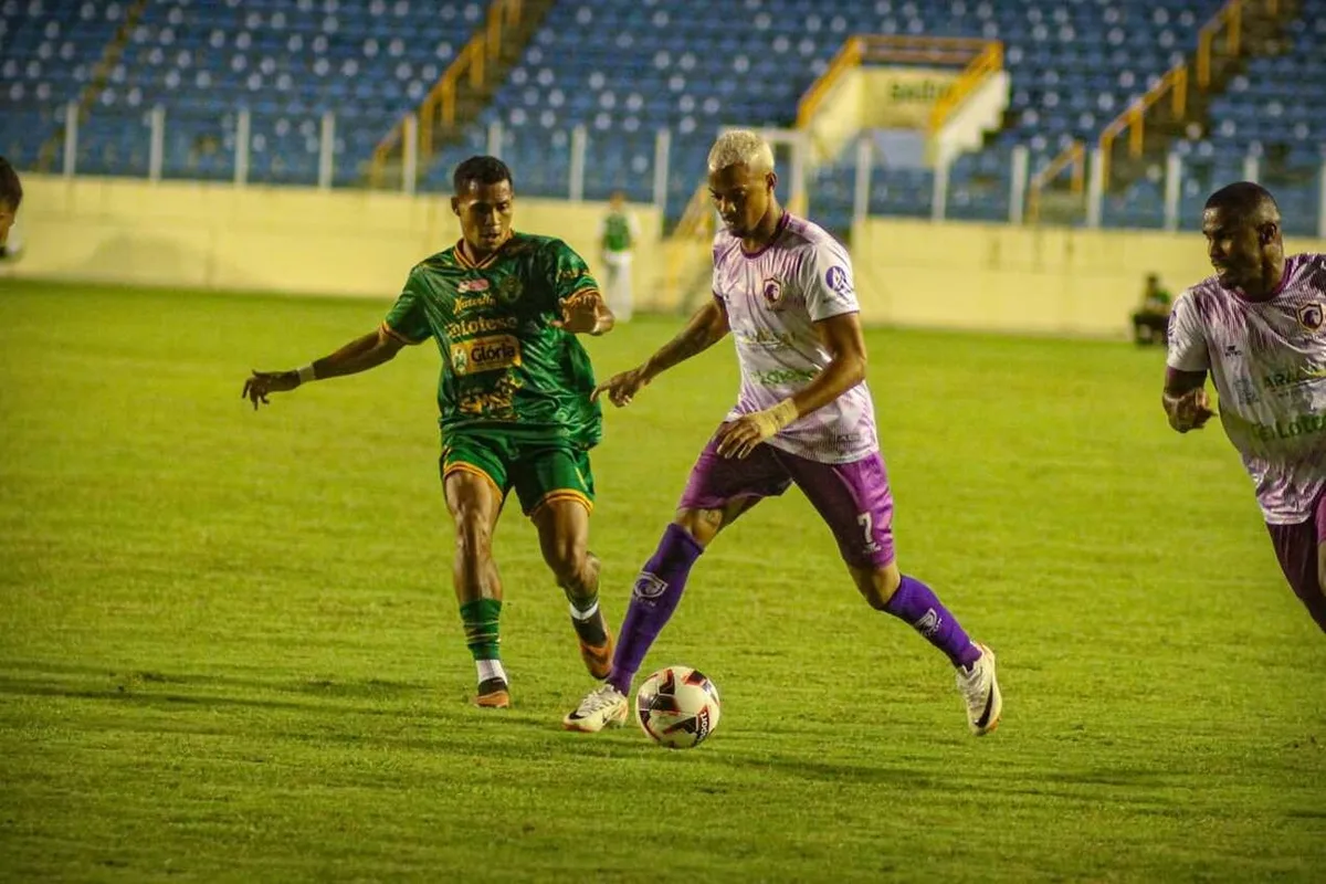 Falcon bate Atlético Gloriense e vai à final da Copa Governo do Estado