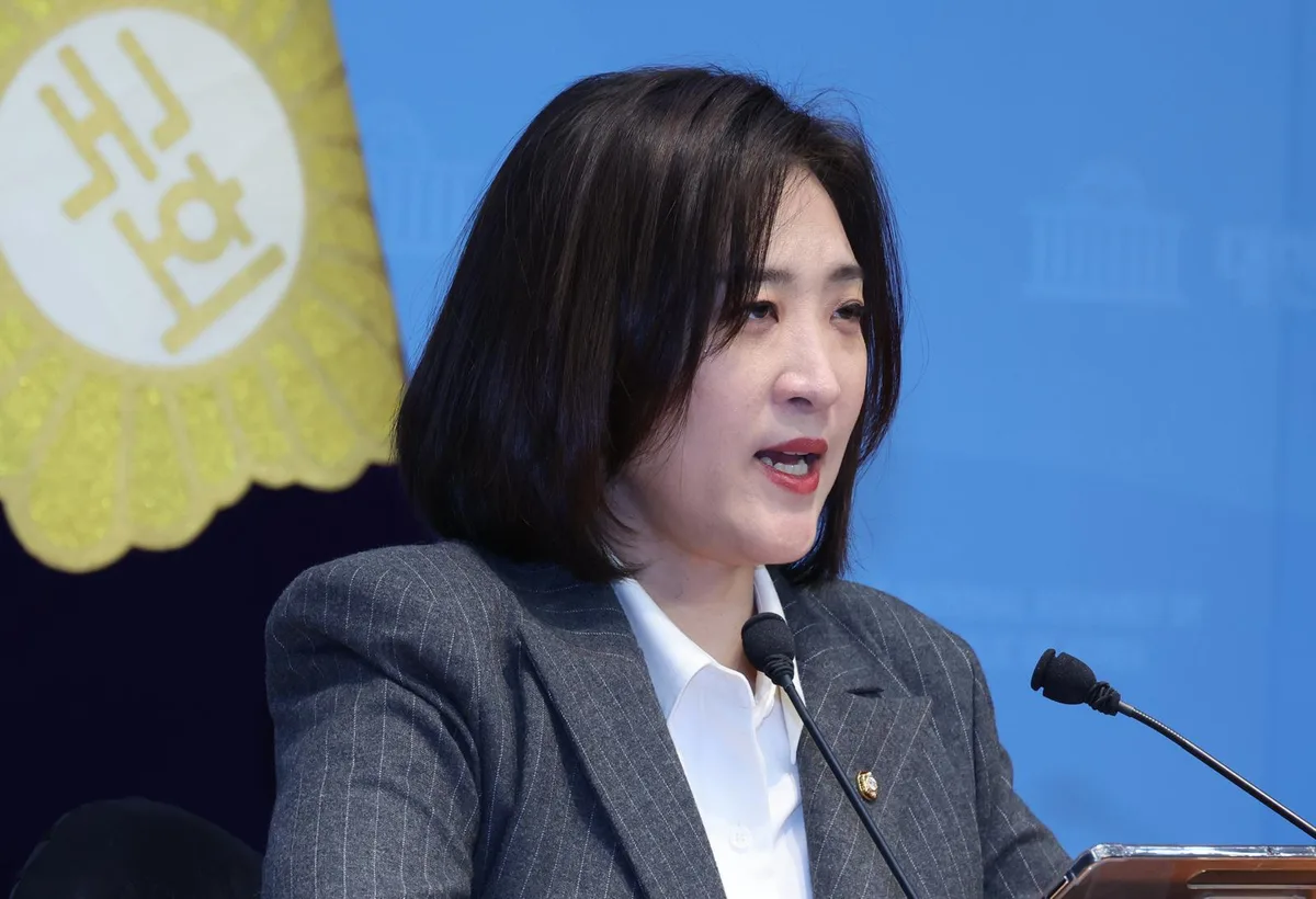 野 “법무장관 후보자, 李공소취소 모임 핵심…좌클릭·방탄 대리인 개각”