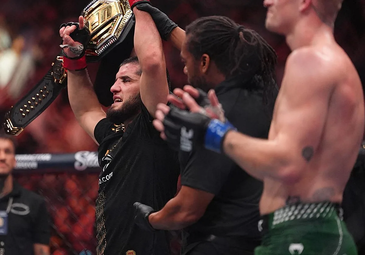 Islam Makhachev saca pecho tras su victoria: «Somos el mejor equipo del mundo»