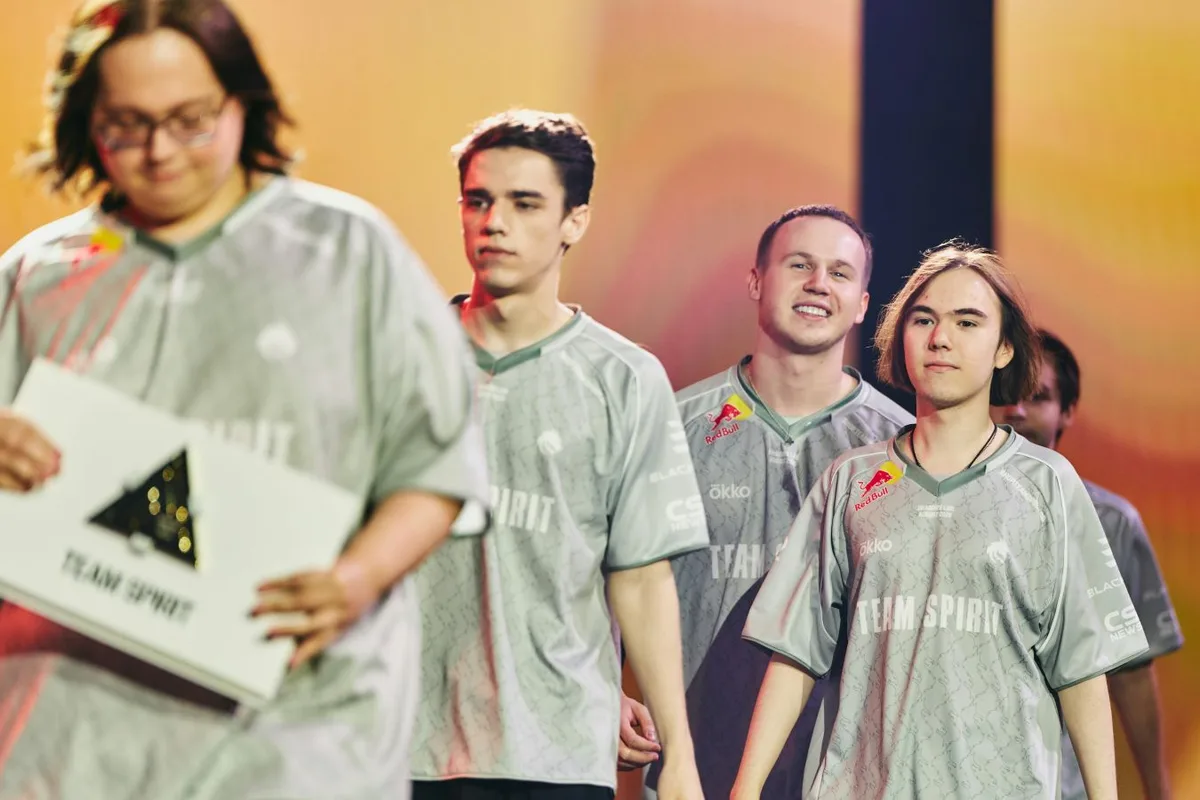 Spirit прервала серию из шести поражений от Vitality и вышла в полуфинал EWC 2026 по CS 2