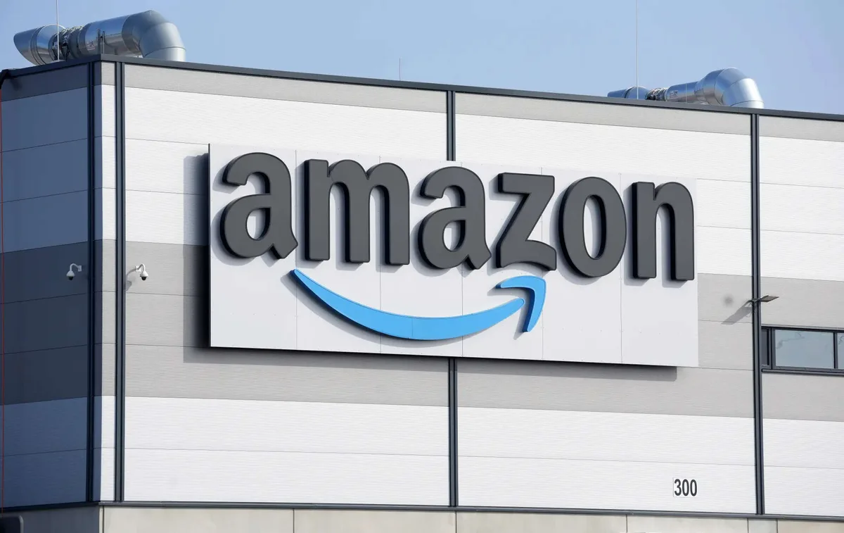 Amazon set to expand drone delivery of lightweight packages to 500 US cities