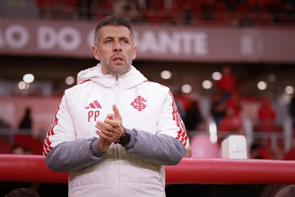 Análise: Inter congela no Beira-Rio, faz força para cair e pressiona Pezzolano