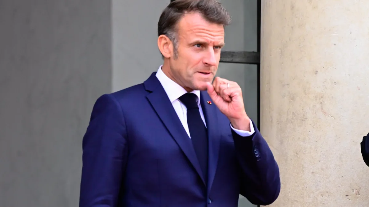 Emmanuel Macron place l’IA au rang du nucléaire et de l’espace dans un conseil de défense
