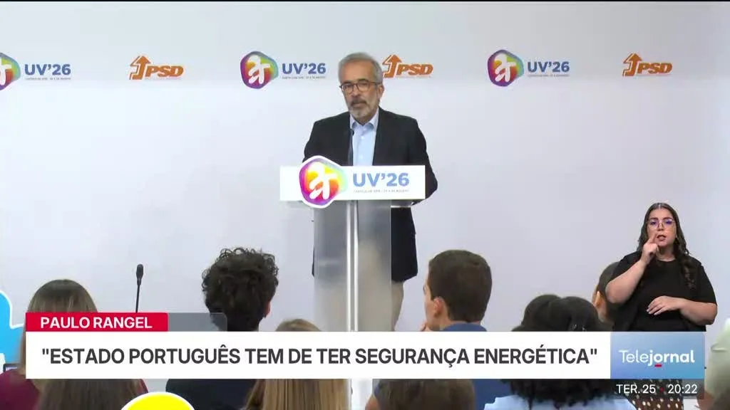 Paulo Rangel critica demagogos e "políticas delicodoces" do PS