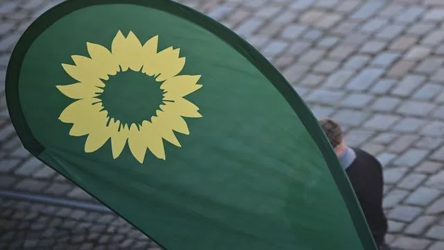 Kriminalität: Grünen-Abgeordneter soll an Infostand bedroht worden sein