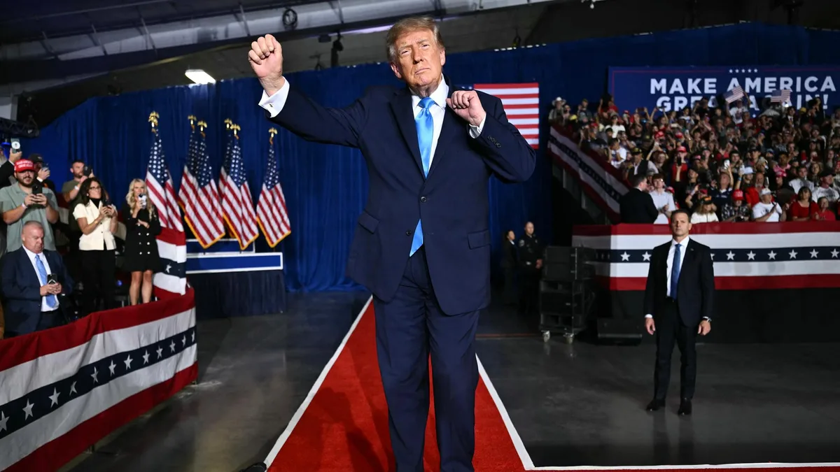 Donald Trump en costume « made in China » ? Pourquoi cette question agite la presse américaine