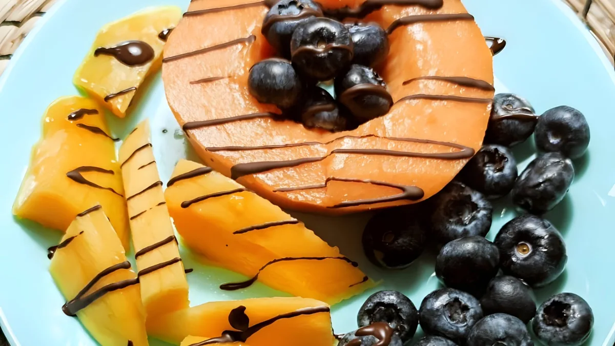 Estos son los productos que más han bajado de precio: frutas como arándanos, mango y papaya registraron importantes caídas