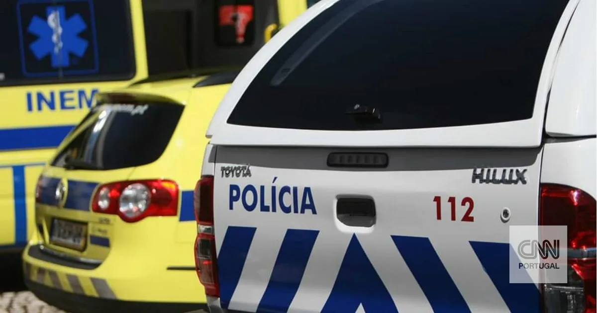 Quatro pessoas esfaqueadas durante a madrugada em Sacavém. Três estão em estado grave