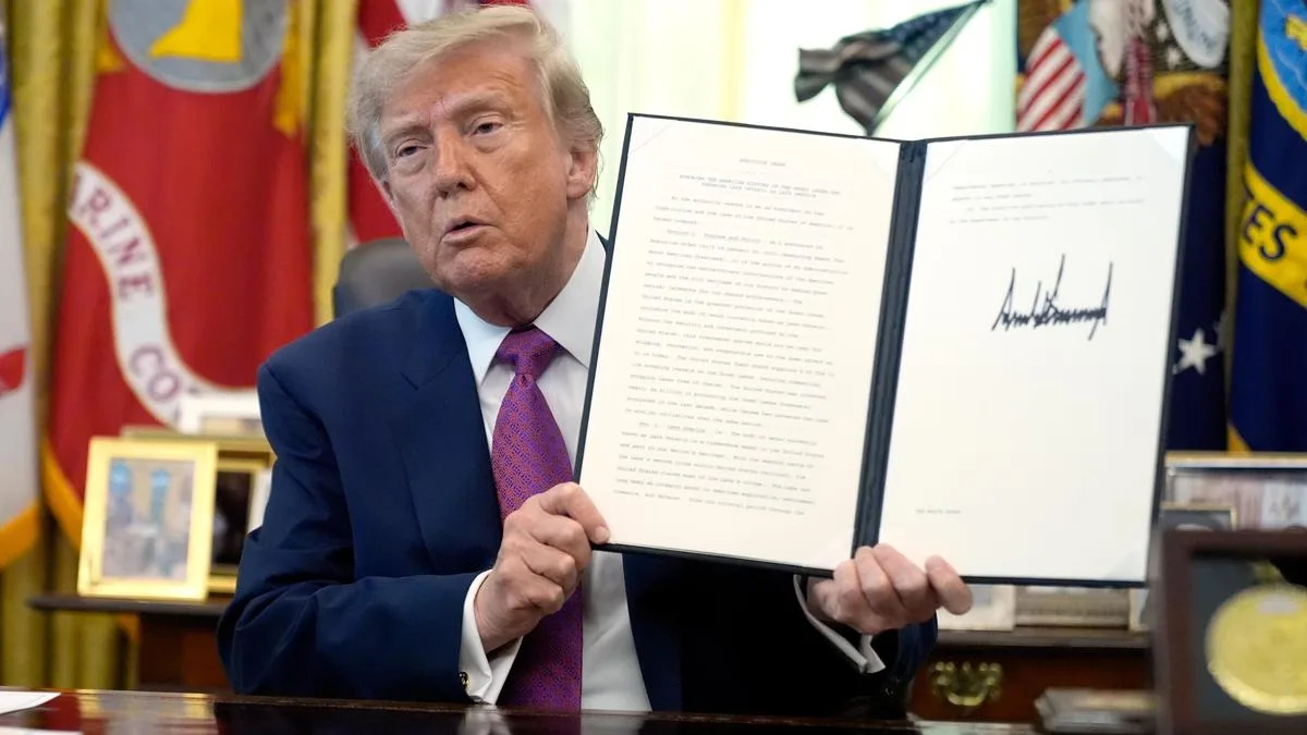 Trump signs order renaming Lake Ontario as ‘Lake America’ in U.S.