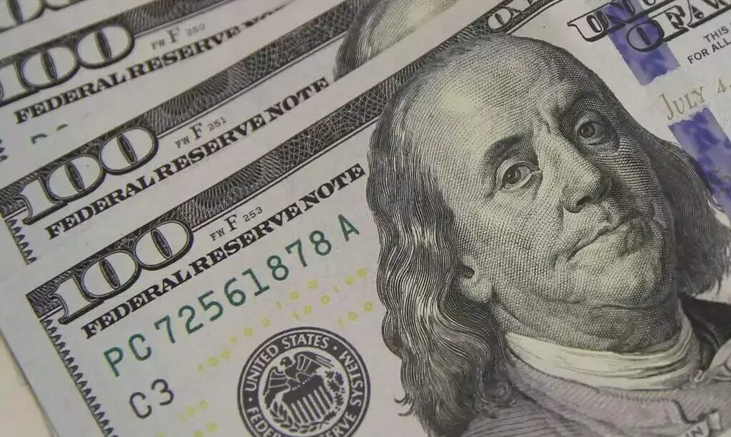 Dólar cai 0,24% e fecha a R$ 5,13 com juros no radar do mercado