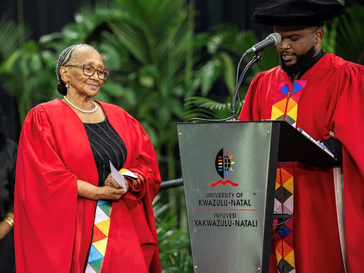 UKZN graduates honour family ties and seeds planted by elders