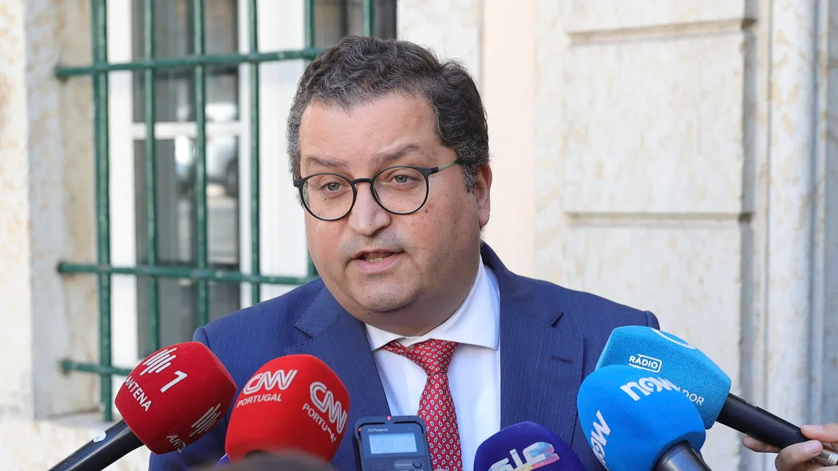 Portugal arrisca défice em 2027 com propostas da oposição para baixar o IVA, avisa Miranda Sarmento