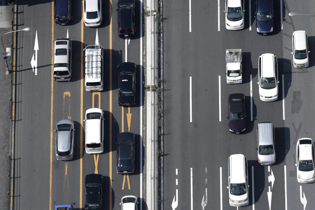As the number of foreign drivers grows, Japan spreads awareness of road rules