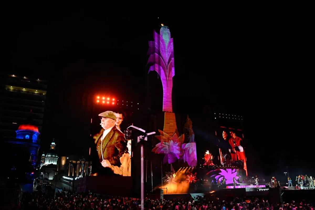 Rosario levantó el telón de los Juegos Suramericanos, con una fiesta inédita en el Monumento a la Bandera