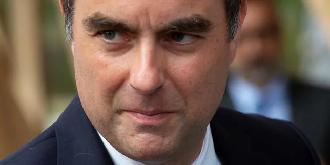 Sébastien Lecornu, premier ministre : « La mort de Lyhanna nous oblige. Nous proposerons une trajectoire pluriannuelle avec 1,5 milliard d’euros contre les violences sexistes et sexuelles dès 2027 »