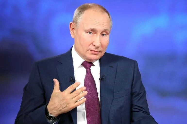 Путин: Бойцы из Чечни в ходе СВО отстаивают суверенитет и независимость России