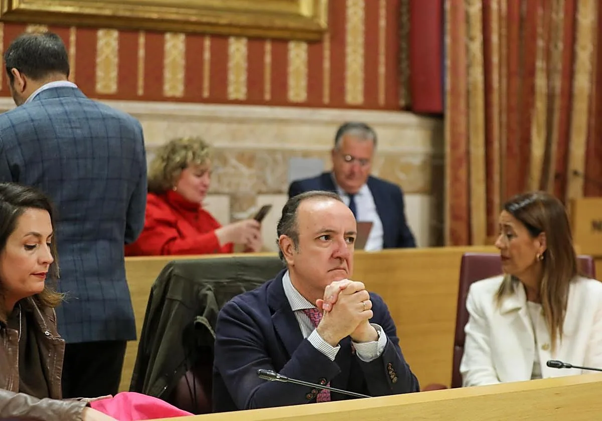 Un concejal del PSOE de Sevilla llama a «no acudir» a la manifestación en defensa de Ceuta: «No les hagas el juego»