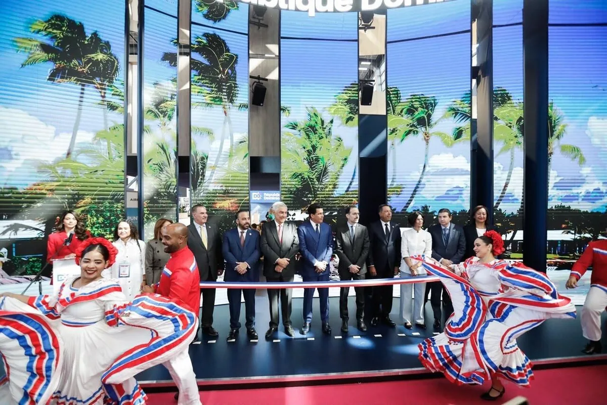 República Dominicana busca ampliar sus vínculos turísticos y aéreos con Europa en la feria Top Resa