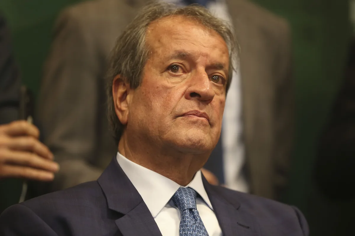 Valdemar aponta falha em mobilização de Flávio no Rio de Janeiro