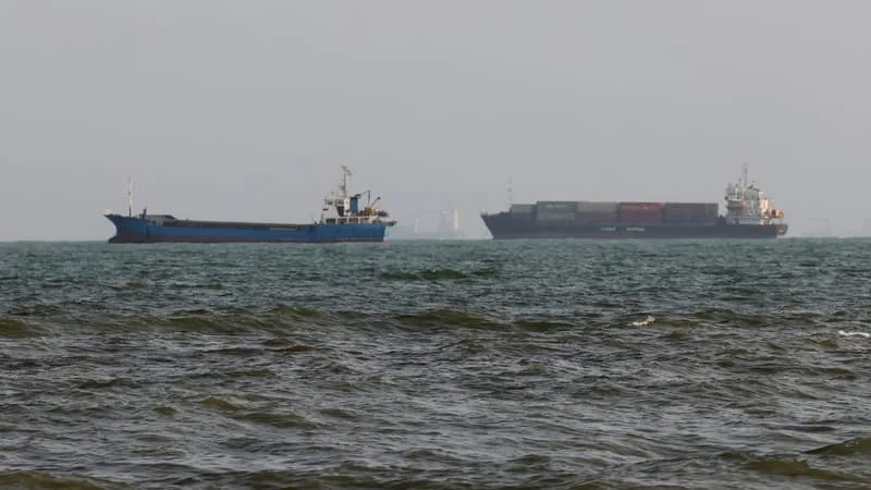Au plus bas depuis quatre mois: seulement deux navires ont traversé le détroit d'Ormuz lundi, contre 140 avant la guerre