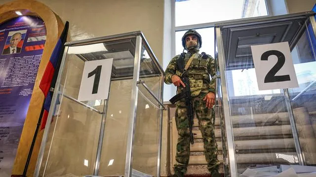 Duma-Wahl: Wo die Wahlhelfer mit der Waffe kommen