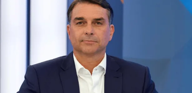 Flávio Bolsonaro na pesquisa eleitoral: veja percentual nos últimos levantamentos