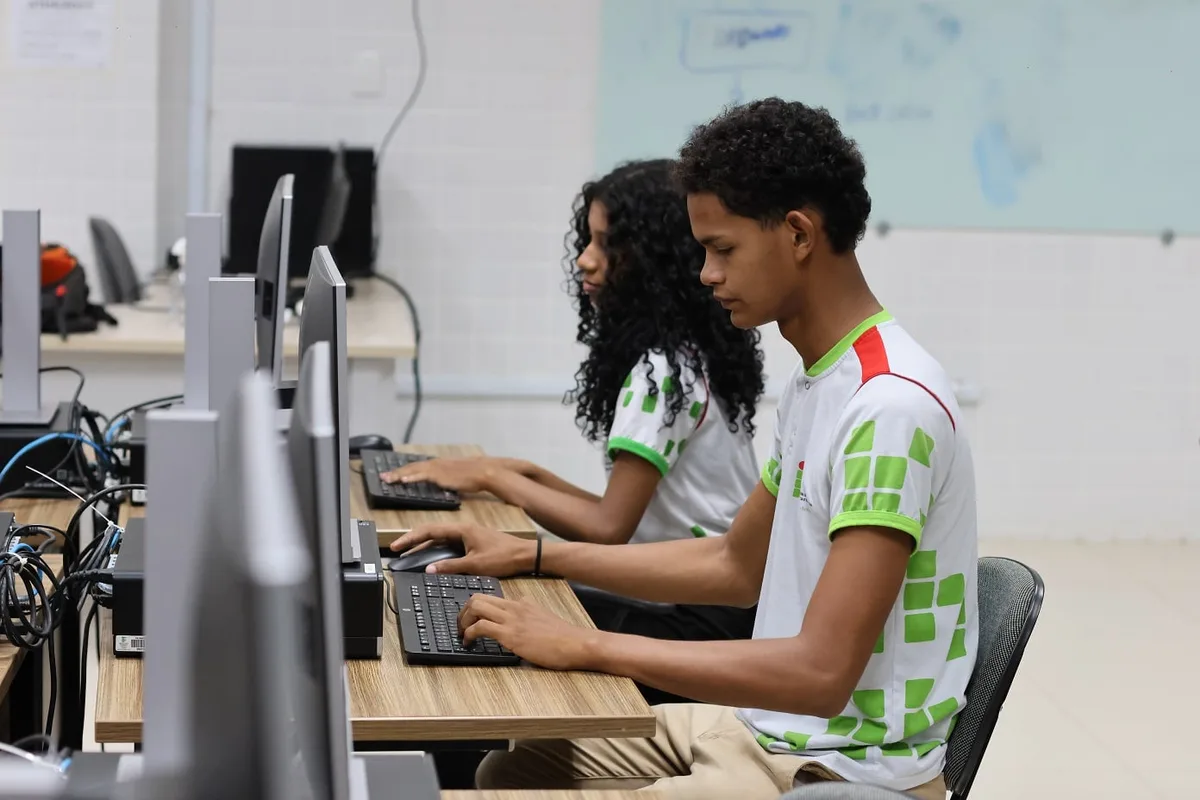 IFRR abre seleção para tutores de pós-graduação EAD com bolsa de R$ 1,1 mil em Roraima