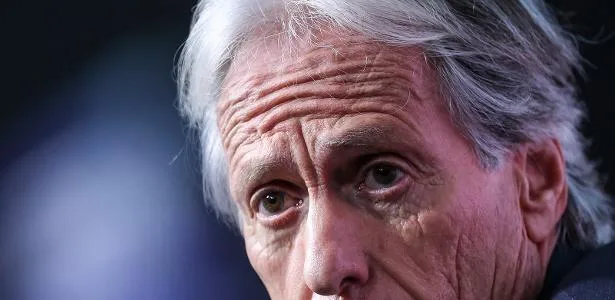 Jorge Jesus diz que CR7 não terá privilégios na seleção: 'Igual aos outros'