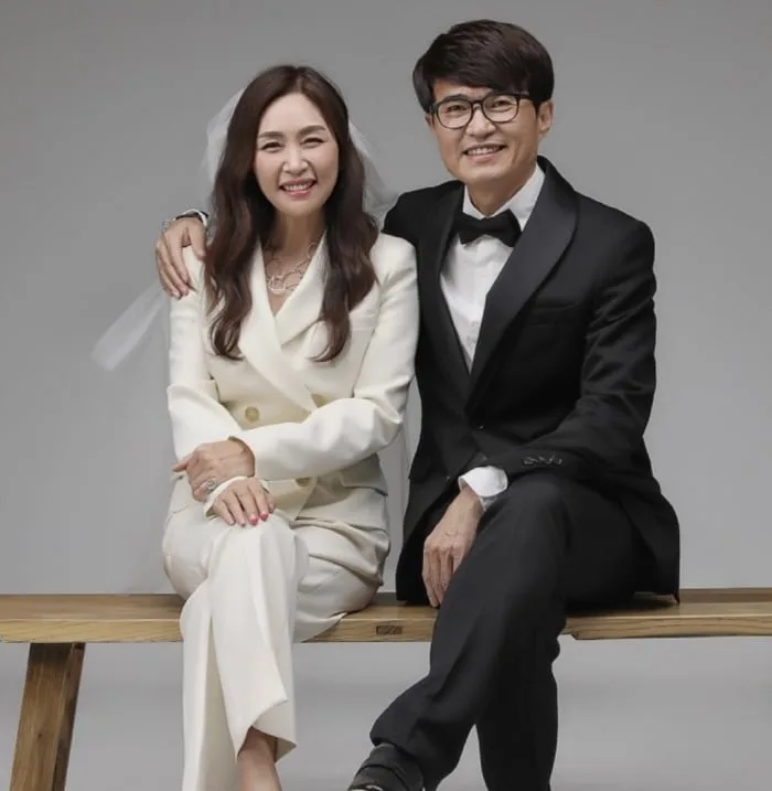 홍서범·조갑경 전 며느리, 불륜 소송 최종 승소 "위자료 3천만원-양육비 月 80만원"
