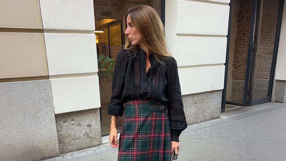 La falda lápiz vuelve: así se lleva fuera de la oficina la prenda más elegante y fácil de combinar a partir de octubre