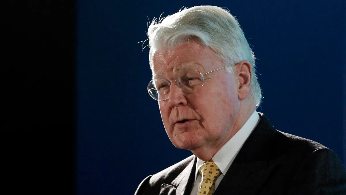 Iceland ex-President recalls serving then Indian President a veg meal 20 years ago