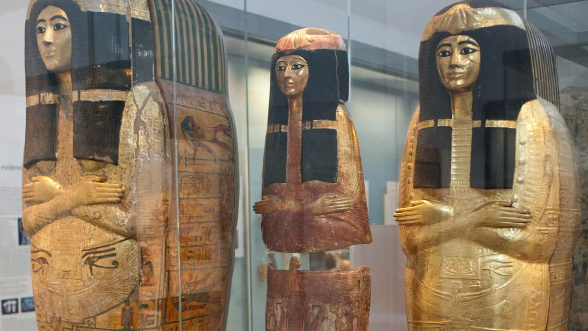 British Museum slammed over mummy warning