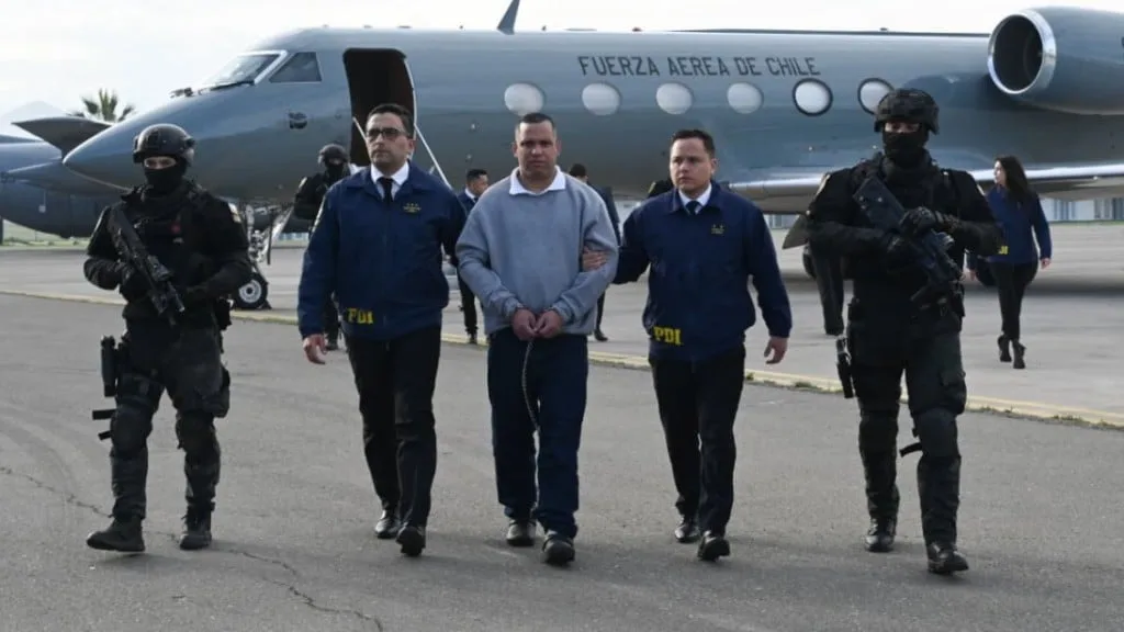 Caso Ronald Ojeda: Llegan a Chile dos extraditados señalados de autores materiales
