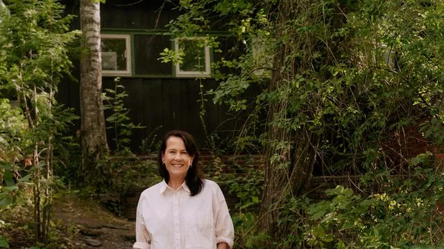 Vigdis Hjorth: Reichtum verdirbt die Moral und die Ehe, aber man kann sich davon ein Haus kaufen