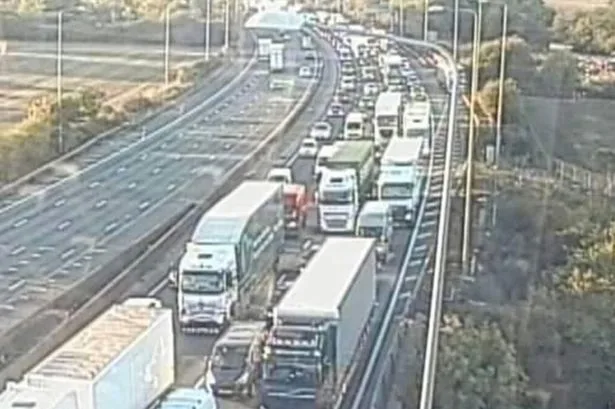 M25 traffic live: Air ambulance lands after 'serious' crash shuts motorway with severe delays