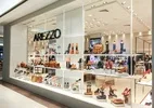 BlackRock compra 5% da Azzas 2154, dona da Arezzo e Hering