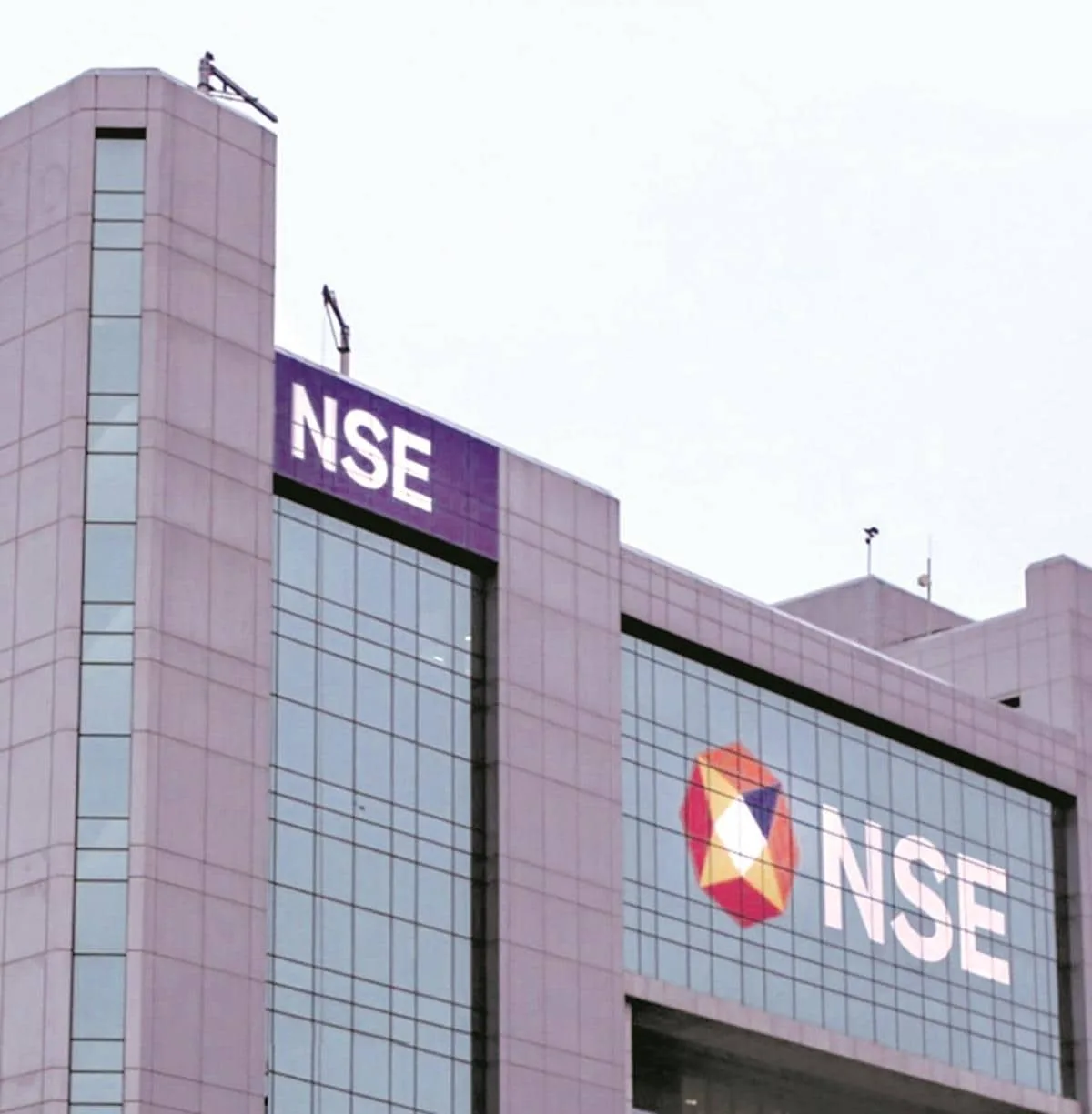 BSE, NSE impose over ₹59 cr penalty on NTPC, SJVN, REC for non-compliance