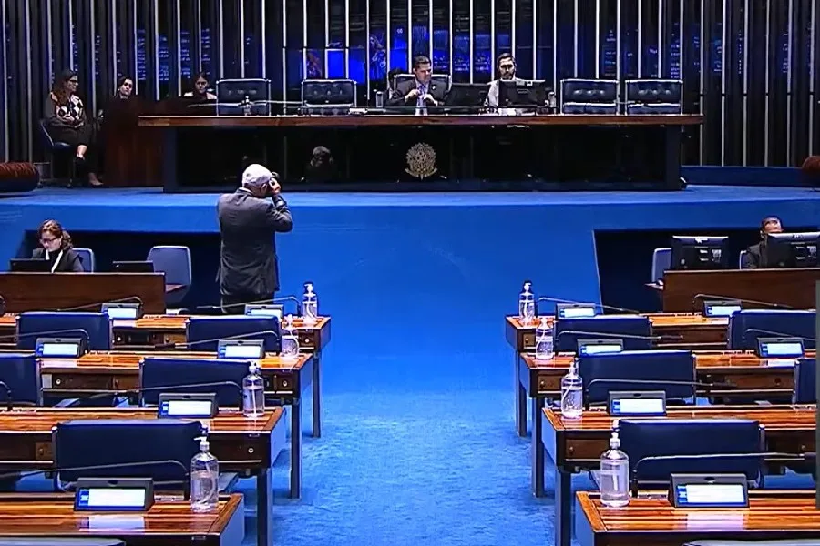 Antes de aprovação pelo Senado, governo Lula agiliza regulamentação do fim da escala 6×1